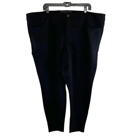 Studio by Torrid Black 5 Pocket Ponte Skinny Pants Women's Plus Size 26 Tall NEW